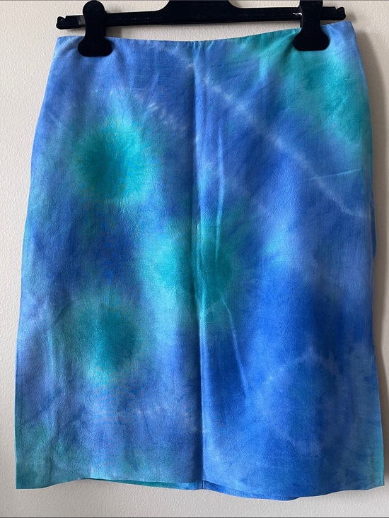 Ralph Lauren Dresses & Skirts - Ralph Lauren Y2K Blue and Teal Tie-Dye Silk lined Skirt